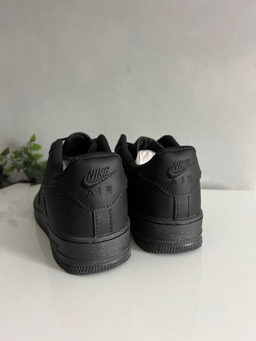 Air Force 1 Black Matte 42