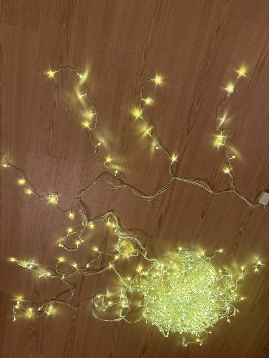 Vand instalatie de Craciun pentru casa , tip turturi