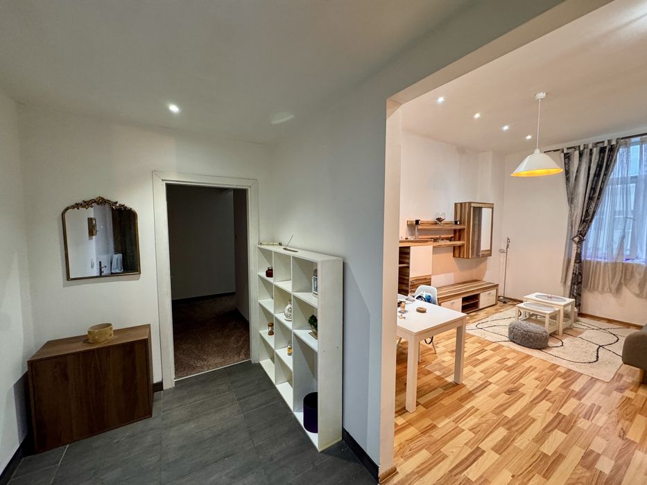 Inchiriez Apartament de 3 camere, 74mp, mobilat/utilat  modern – RIN Grand Hotel / Vitan-Bârzești
