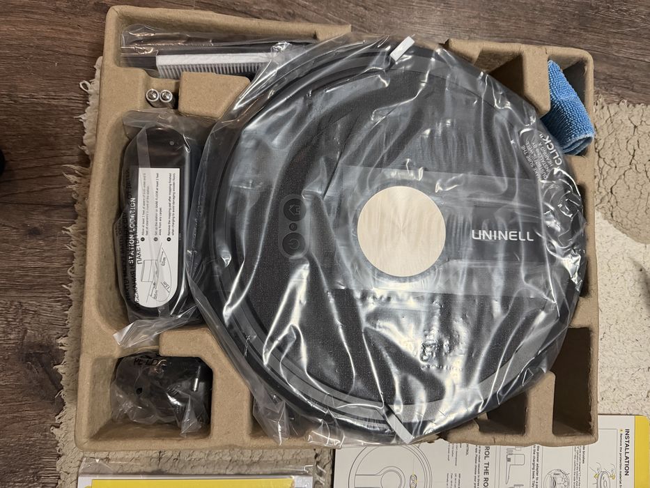 Uninell UR1 Robot vacuum cleaner