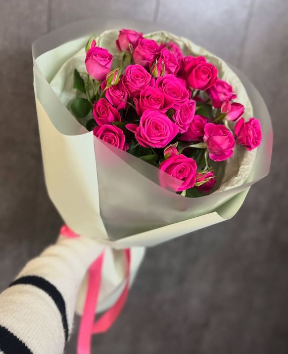 Цветы розы доставка