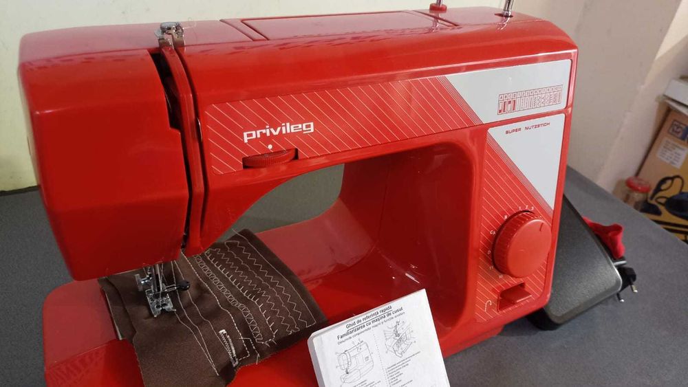 Masina de cusut Privileg