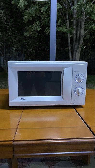 Микроволновка LG