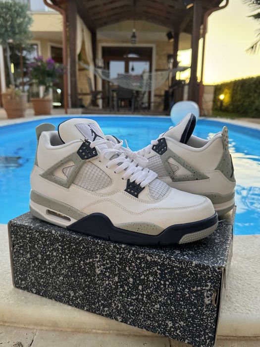 Jordan 4 Midnight Navy Мъжки Кецове 46 EUR + Кутия