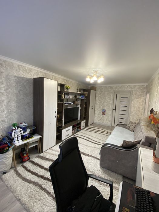 Продам 2 комнатную квартиру