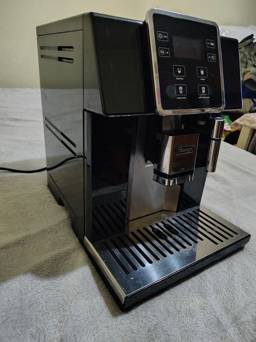 Кафе автомат Делонги перфекта ево