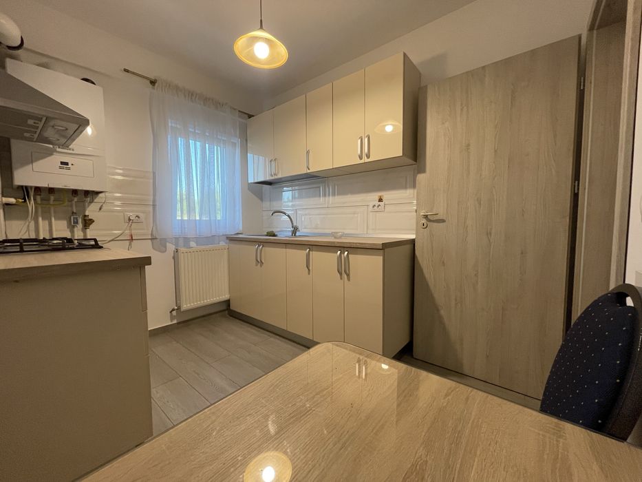 Proprietar Închiriez apartament cu 1 camera  Parcare Moara de vant