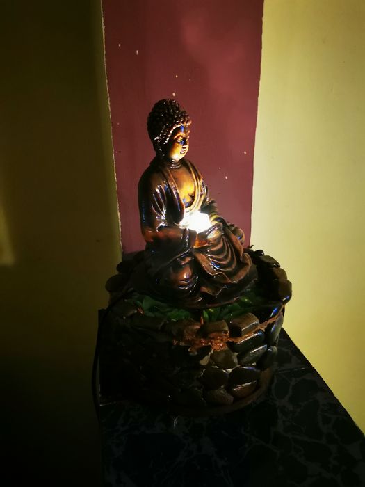 Vand decor zeu Buddha fantana arteziana cu lumina