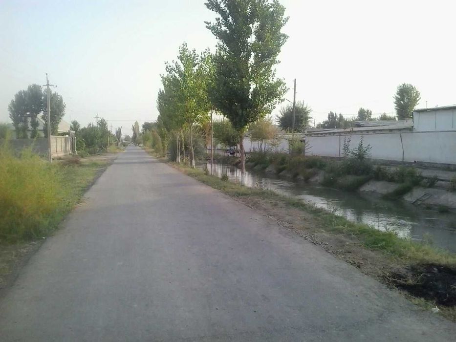 Участка сотилади