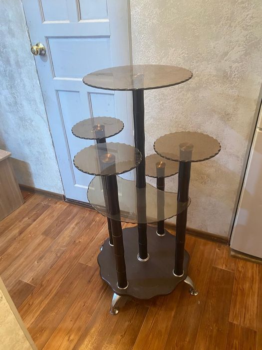 Продаётся поставка под цветы