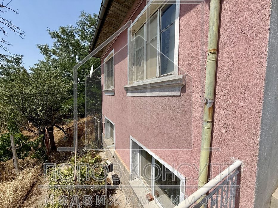 Къща в Пловдив, област-с.Ново Железаре площ 186 цена 69900