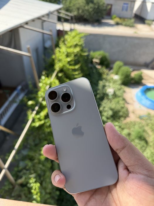 iPhone 15 pro 256 GB