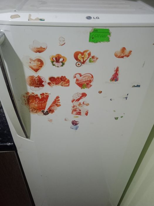 Холодильник лж сотилади