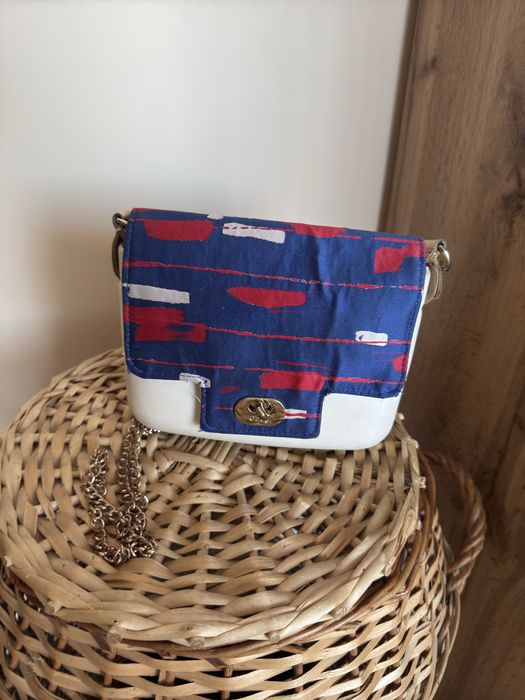 Чантa o bag с дълга дръжка