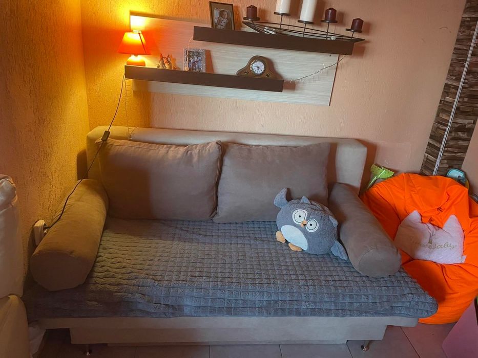 Диван, поръчков разтегателен