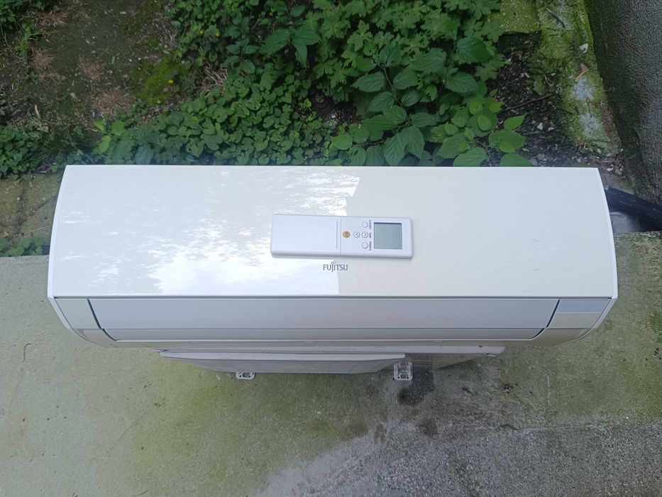 Fujitsu LMC 12 Lmca