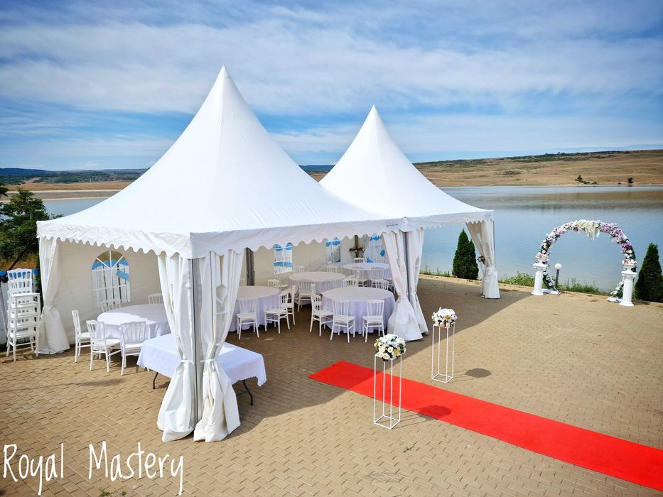 Corturi, Mese, Scaune și Decorațiuni pentru închiriat.