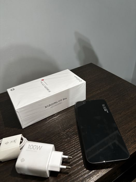 Xiaomi 17T pro 5G в идеальном состоянии