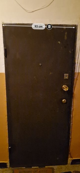 Входна врата-метална