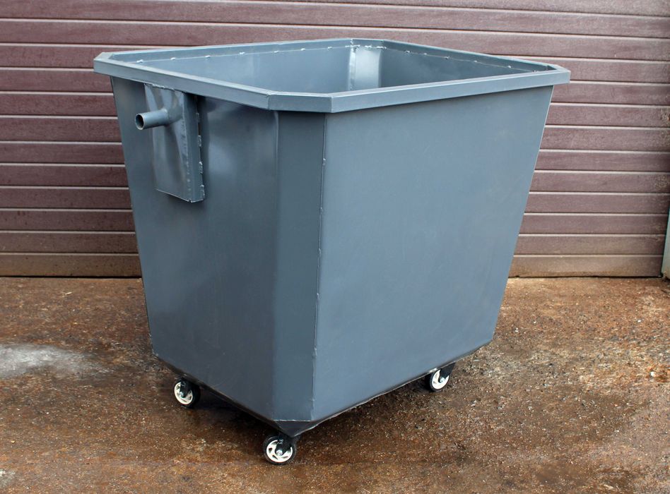 Мусорные контейнеры