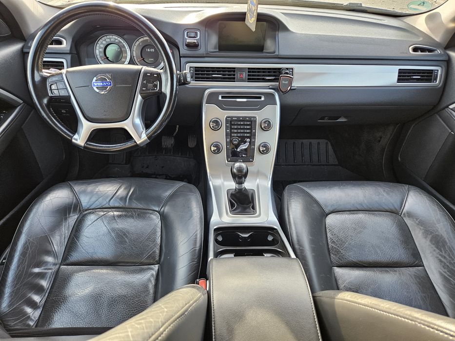 Volvo V70 D3 2.0 diesel 5 pistoane