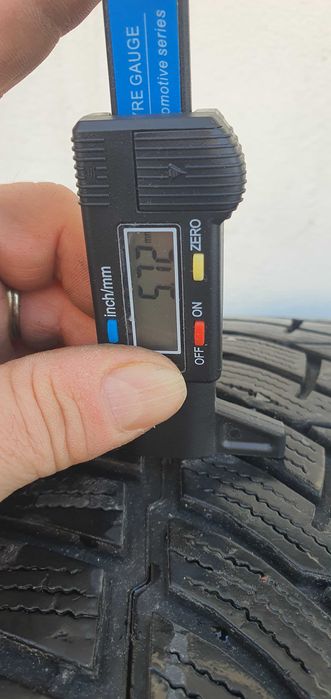 Anvelope iarna Dunlop si GoodYear