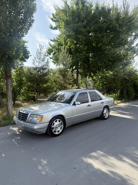 Mercedes benz w124 E320