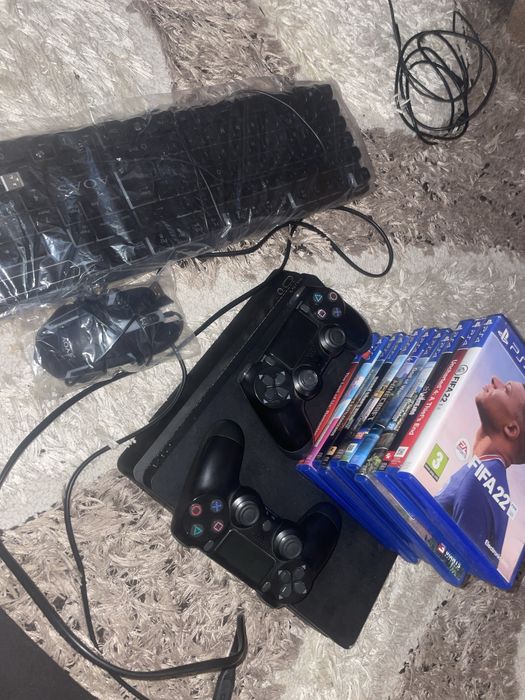 Ps 4 slim stare impecabila