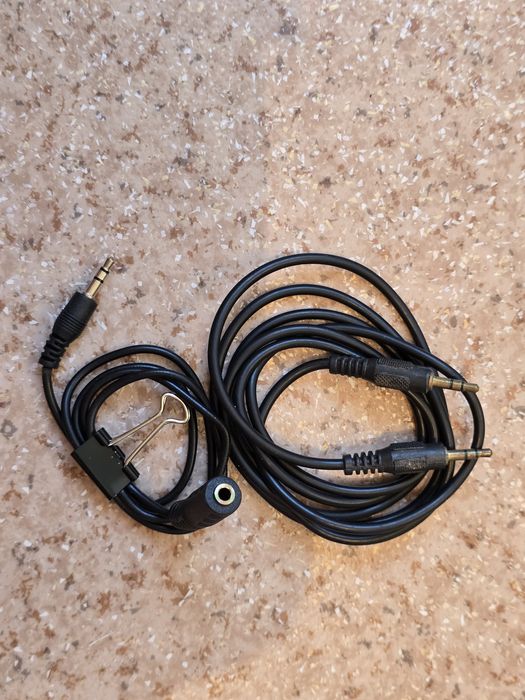 Продам зарядку, кабеля и т.д