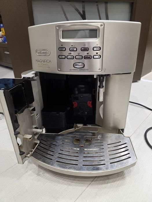 Кафеавтомат Delonghi