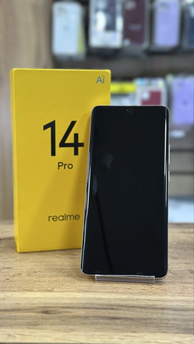 В продаже Realme 14 Pro