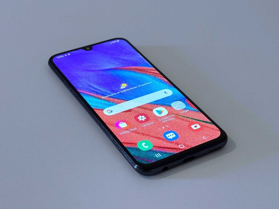 Бартер! Перфектен! Samsung Galaxy A40 Black (Черен)