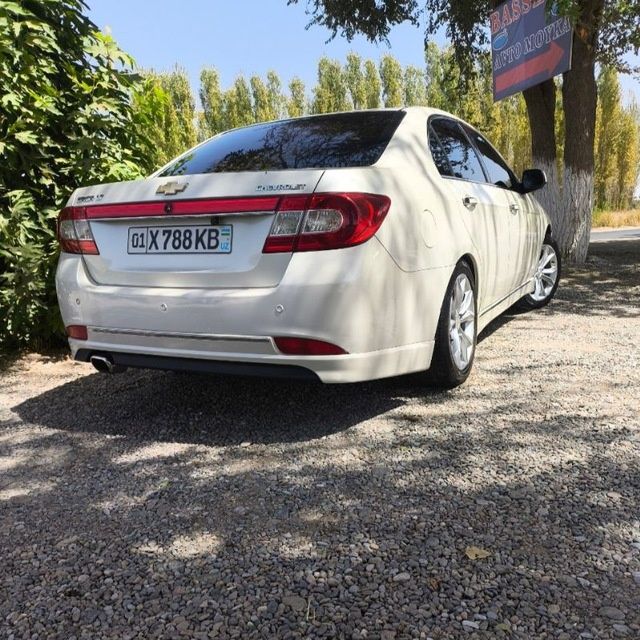 Chevrolet Epica LT 2011, oq marvarid, holati yaxshi