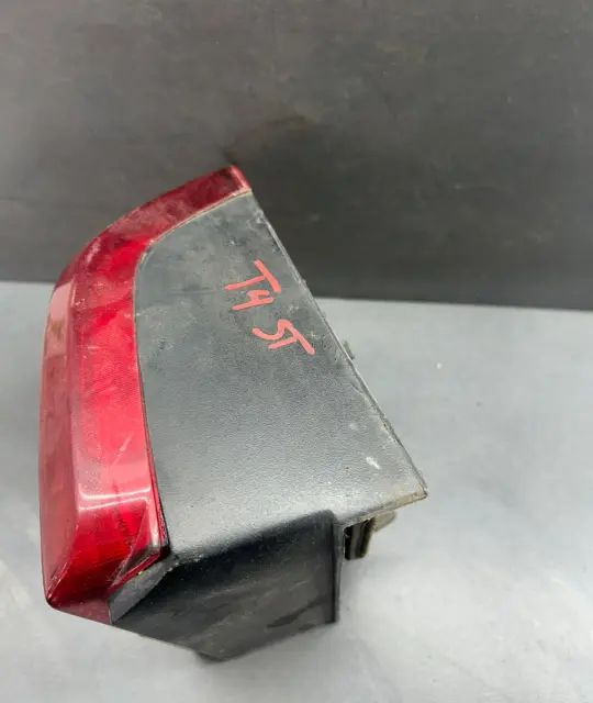 Lampa / Tripla stop stanga pe aripa Volkswagen VW Transporter 1994