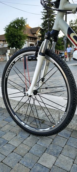 Bicicleta CUBE Curve