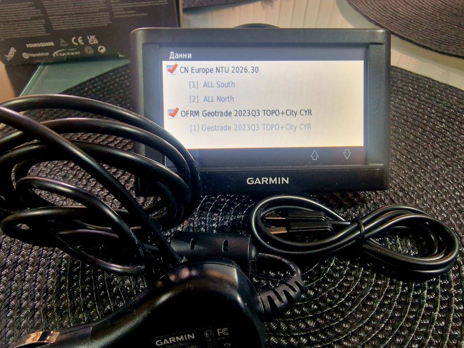 Ново!!! 5" GPS навигация Garmin Nuvi 42 с доживотни карти+подарък