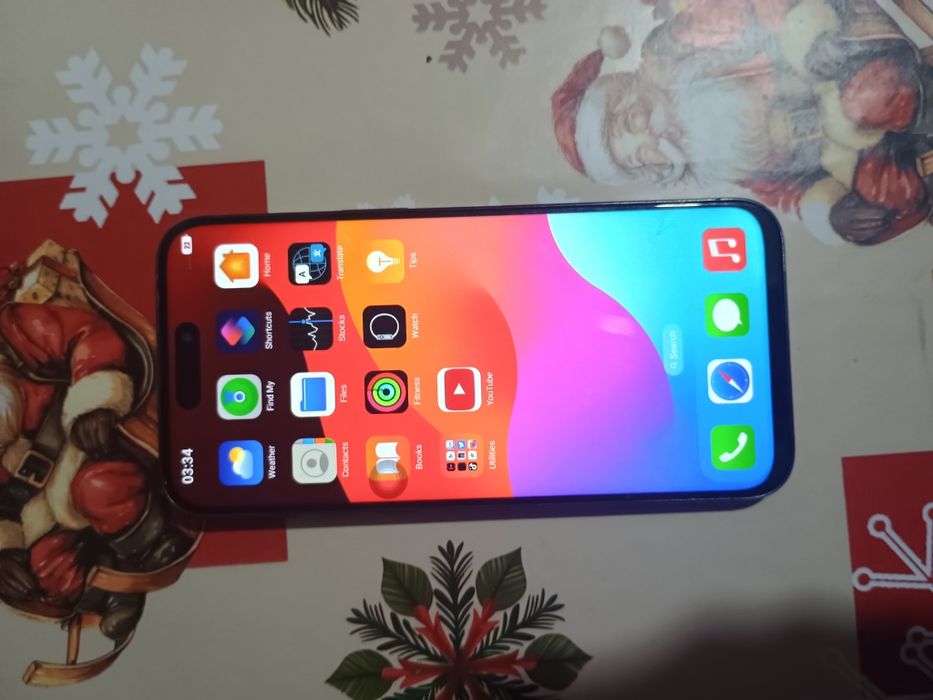 Vand iPhone 15 fake