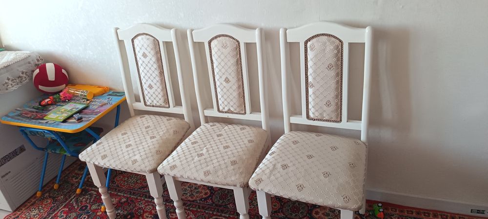 Продам стулья СРОЧНО