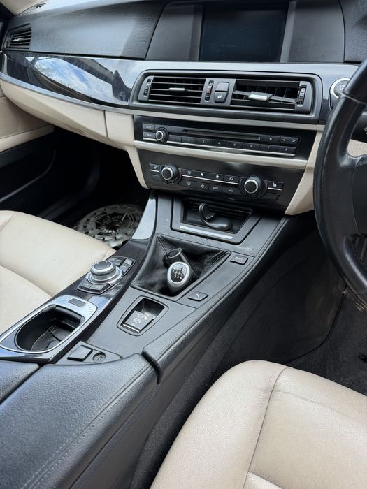 Интериор за BMW F10/F11 – Салон, Волан, Централна конзола и Бутони