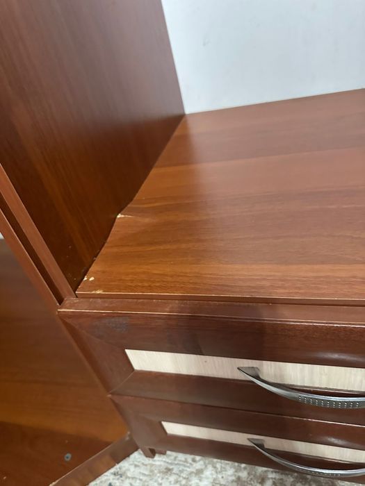 Продам Угловой шкаф