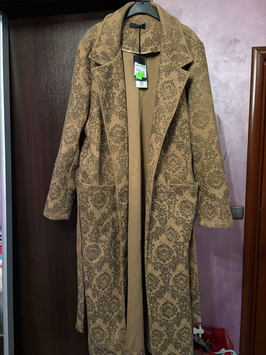 Зимно дълго палто