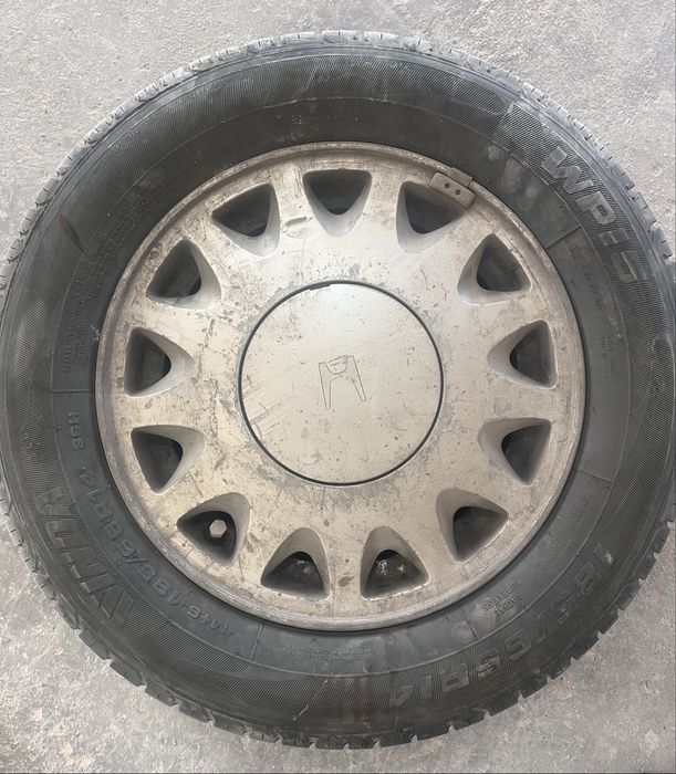 Диски с летней резиной от Хонды R14