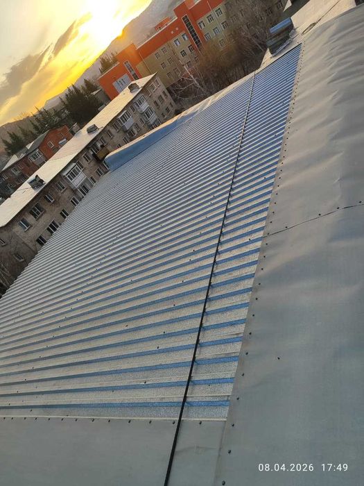 Продам  2х комнатную  Космонавтов 4