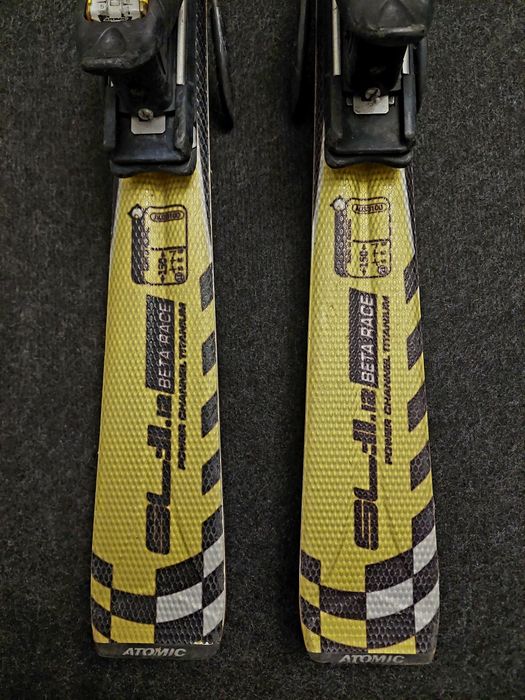 Schiuri Atomic Beta Race 150 cm