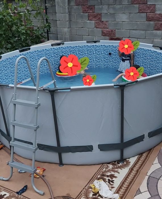 Бассейн. Большой семейный.