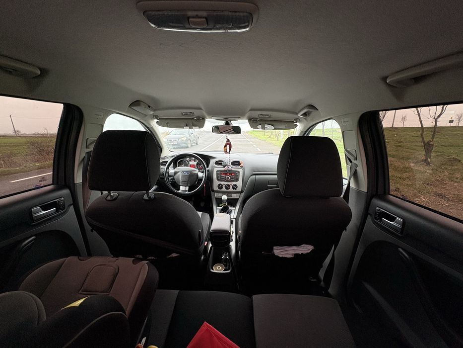 Vând / schimb Ford Focus 1.6 TDCI