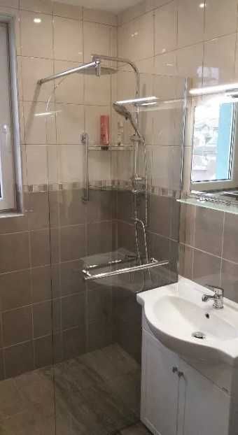 Тристаен имот в Хиподрума