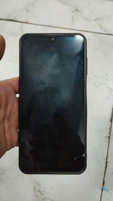 Samsung galaxy A16 8/256: 1 500 000 so’m