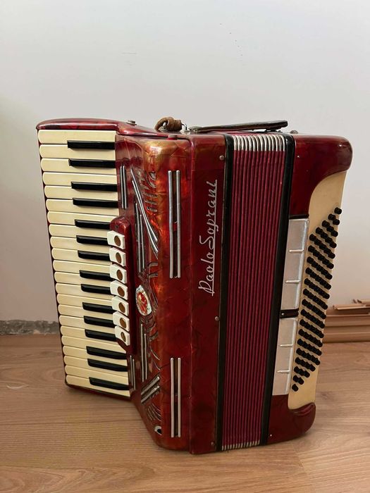 Акордеон Paolo Soprani 80 баса