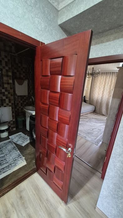 Продам двери межкомнатные